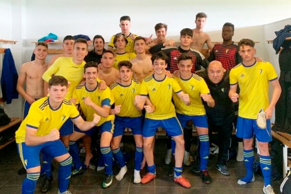 Balón de Cádiz CF Juvenil / cadizcf.com