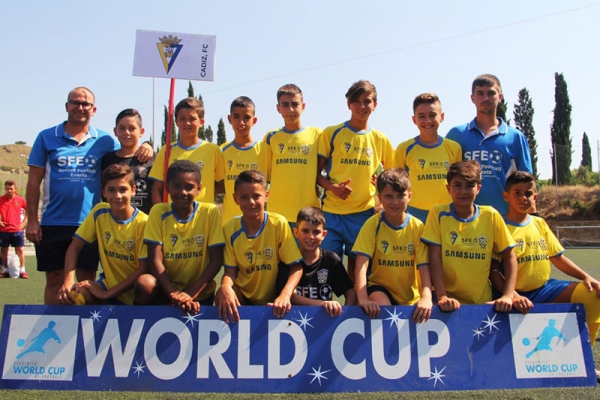 Nextstar FC Academy con el Cádiz CF / Marcet Football