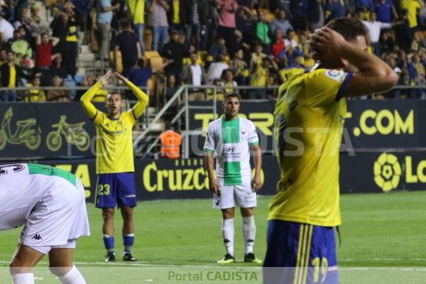 Cádiz CF - Extremadura UD / Trekant Media