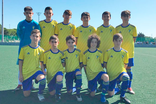 Cádiz CF Infantil B / cadizcf.com