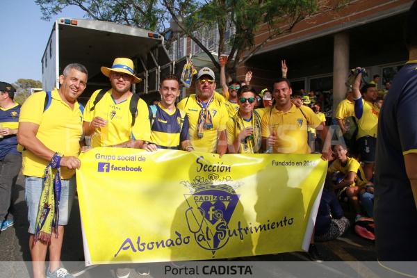 Miembros del grupo 'Abonado al sufrimiento Cádiz CF' / Trekant Media