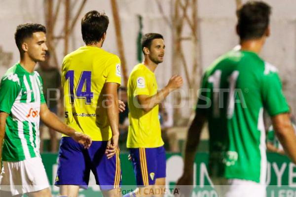 Kecojevic celebra su gol en Sanlúcar / Trekant Media