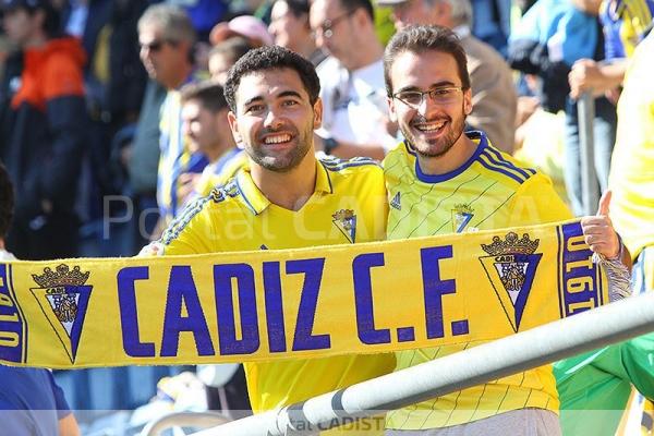 Aficionados cadistas en el estadio Ramón de Carranza / Trekant Media