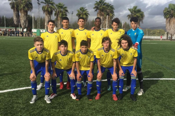 Balón de Cádiz CF Cadete A / cadizcf.com