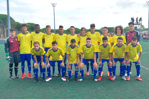 Balón de Cádiz CF Cadete A / cadizcf.com