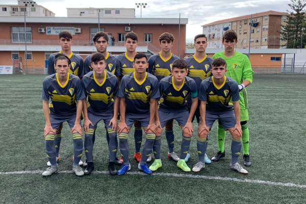 Balón de Cádiz CF Cadete A / cadizcf.com