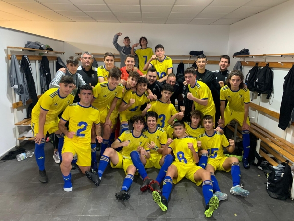 Balón de Cádiz CF Cadete B / cadizcf.com