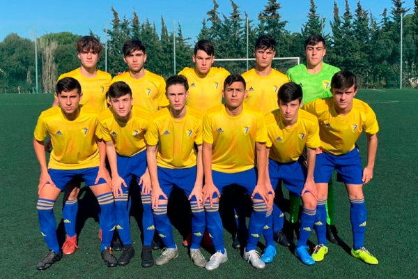 Balón de Cádiz CF Cadete A / cadizcf.com