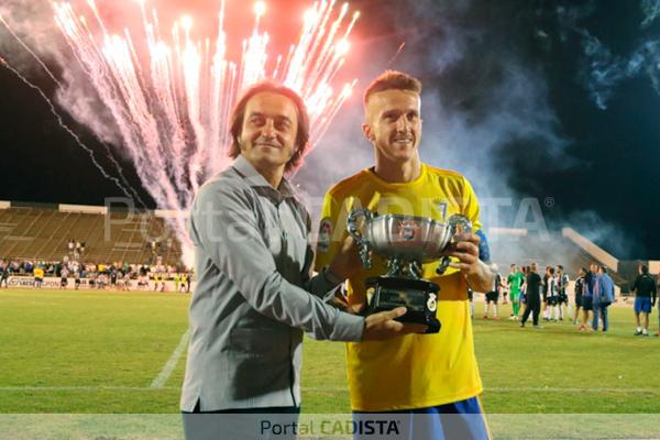 Salvi recogió el Trofeo Ciudad de La Línea / Trekant Media