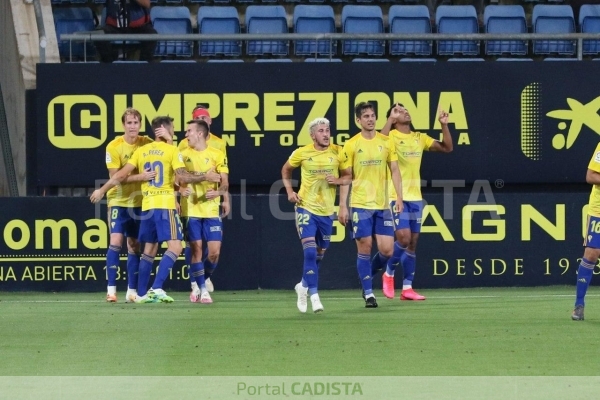 Cádiz CF / Trekant Media