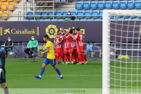 El Cádiz cae en Carranza ante el Atlético de Madrid / Trekant Media