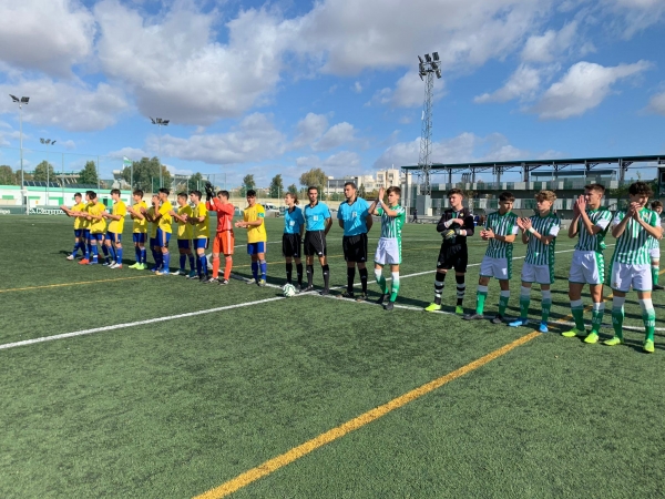 Balón de Cádiz CF Cadete A / cadizcf.com