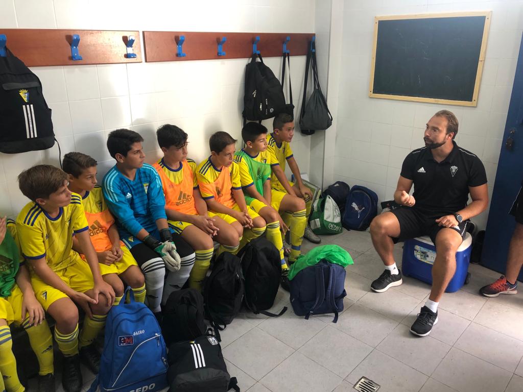 Cádiz CF Infantil B / cadizcf.com