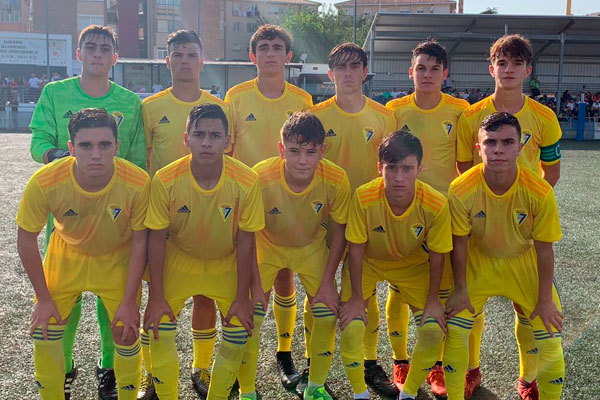 Balón de Cádiz CF Cadete A / cadizcf.com