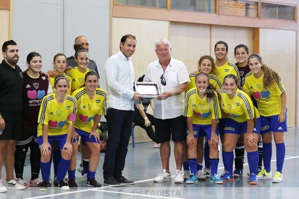 Cádiz CF Virgili Femenino en el Trofeo Armonía / Trekant Media