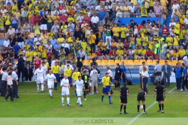 Cádiz - Real Madrid, en la Jornada 1 de la temporada 2005-2006 / Trekant Media