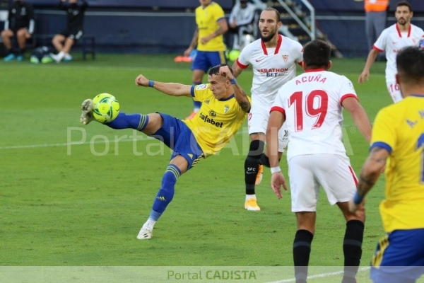 Salvi en el gol del Cádiz ante el Sevilla / Trekant Media