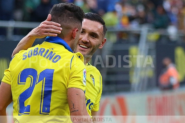 Lucas Pérez celebra el gol con Sobrino / Trekant Media