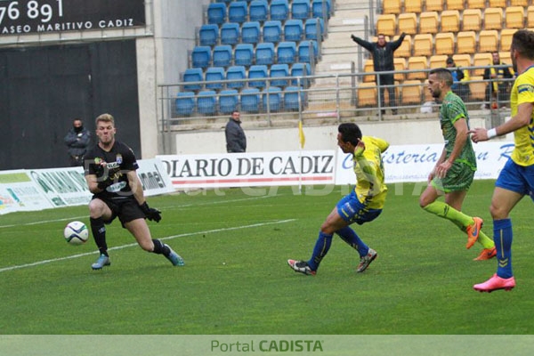 Álvaro García marcando el gol ante La Hoya Lorca. / Trekant Media