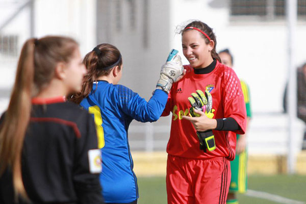 Ana Prian dejando su puesto a Lydia. / Imagen: Trekant Media