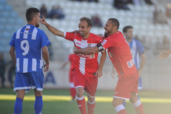 Sergio García celebrando el tanto del empate. / Andy Céspedes - FC Cartagena