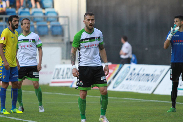 Dioni ante el Cádiz en Carranza. / Trekant Media