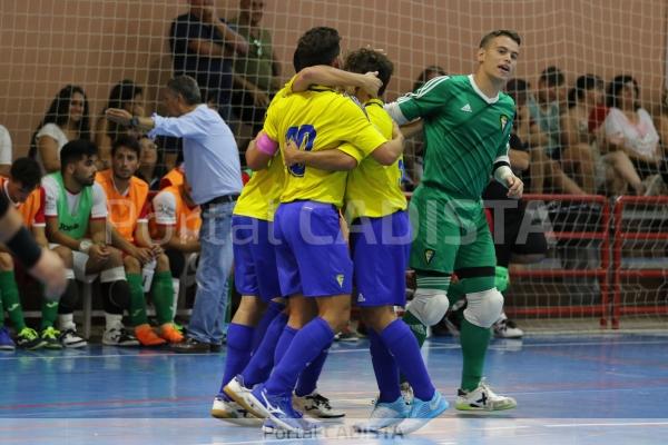 Cádiz CF Virgili / Trekant Media