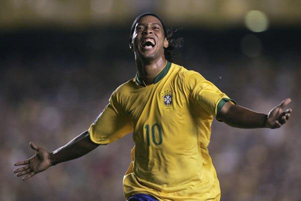 Ronaldinho con la selección brasileña.